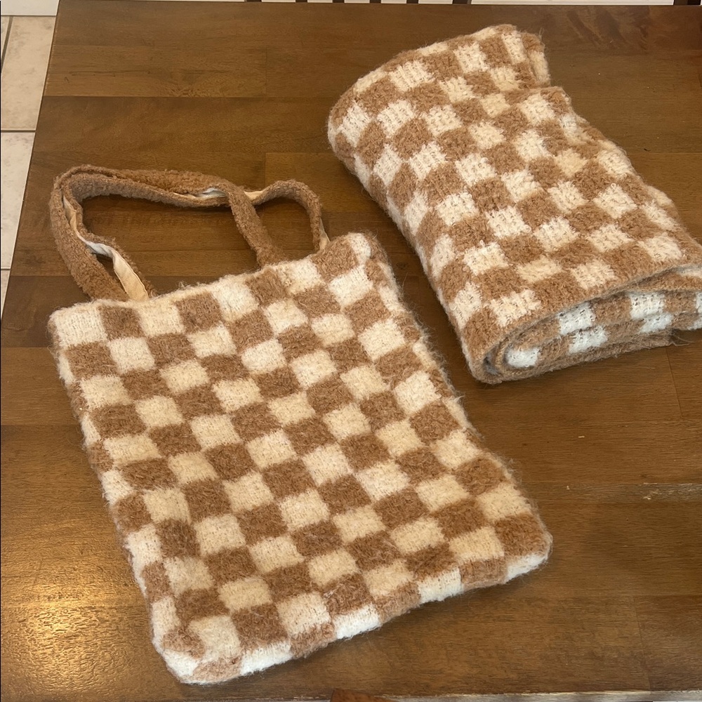 Free people Checkers carry on Knit Tote Bag and Scarf Set